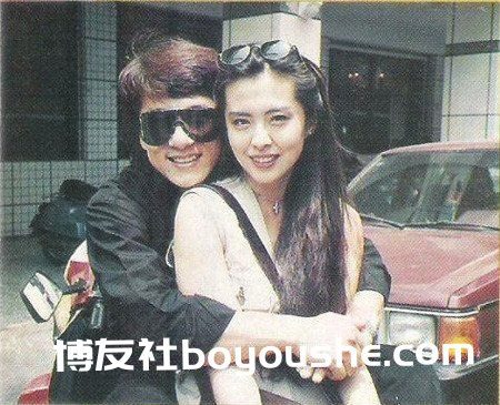 成龙带着王祖贤和成家班去澳门赌场，没想到却被别人扇了巴掌